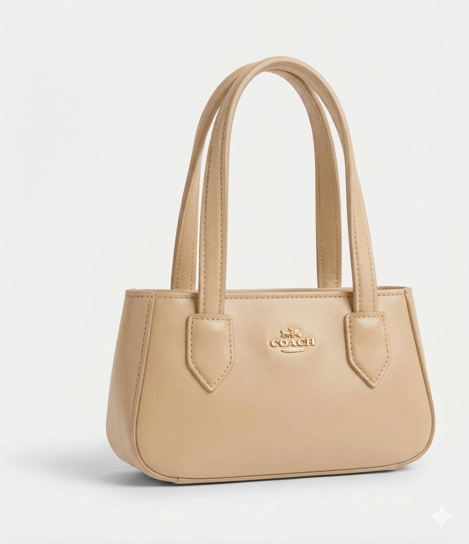 Coach Women's Beige Leather Shoulder Bag – Elegant Designer Handbag for Everyday Use